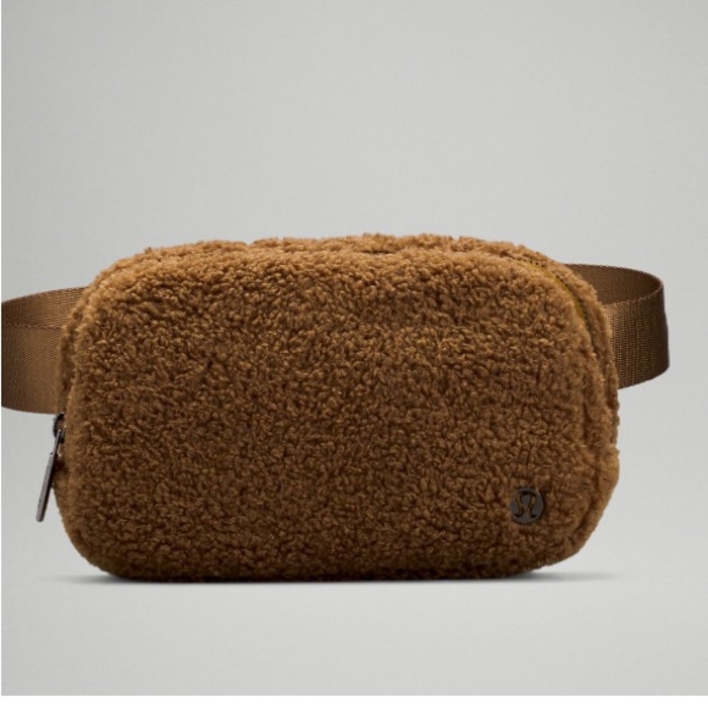 Burnet Carmel Fleece belt bag